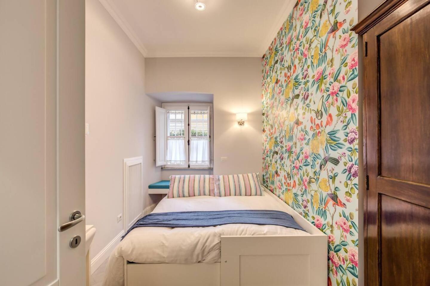 Flat With Terrace By Vatican Рим Екстериор снимка
