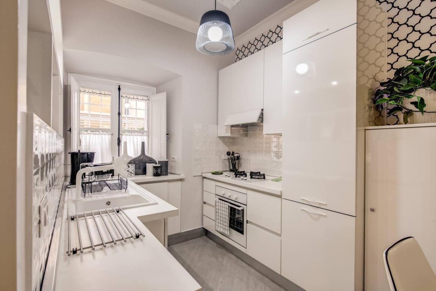 Flat With Terrace By Vatican Рим Екстериор снимка