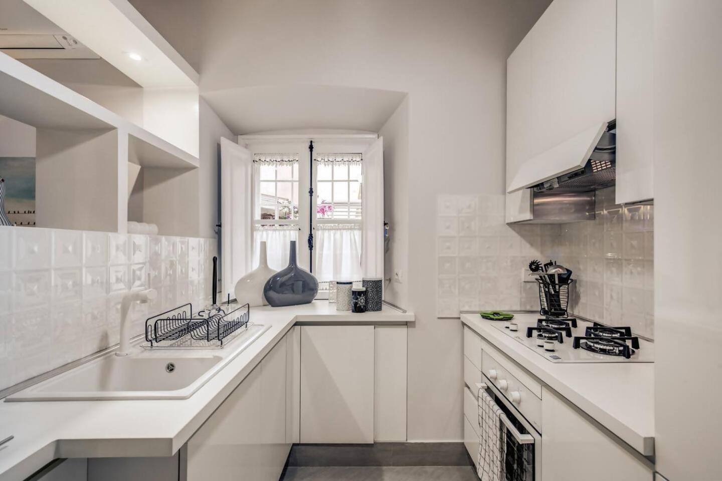 Flat With Terrace By Vatican Рим Екстериор снимка